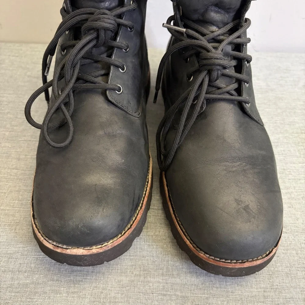 UGG Hannen TL Boots Mens 11 Black Waterproof Leather Shearling Lined Lace Up